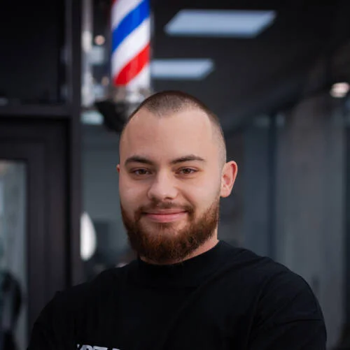 Stefan, Barber at ELEMENT Barbershop